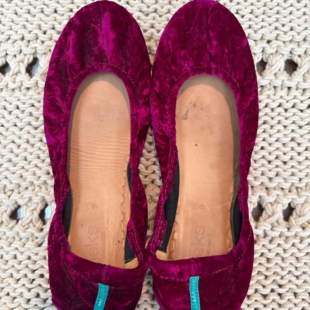 Tieks Women’s Flats in Tyrian-Limited Edition Black Friday